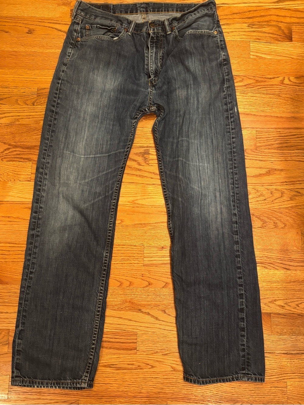 Levi’s 505 Men’s Jeans 36x34 Medium Wash Straight Leg Classic Denim - Picture 2 of 11